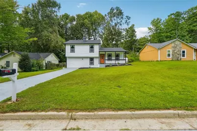 5017 Galbraith Circle, Stone Mountain, GA 30088 - Photo 3