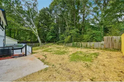 5017 Galbraith Circle, Stone Mountain, GA 30088 - Photo 39