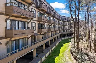 1214 Highland Bluff Dr S E, Atlanta, GA 30339 - Photo 27