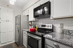 1214 Highland Bluff Dr S E, Atlanta, GA 30339 - Photo 11