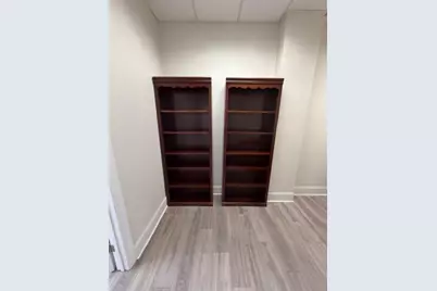 2325 Log Cabin Drive #103, Atlanta, GA 30339 - Photo 11