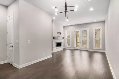 4312 Parkside Place, Atlanta, GA 30342 - Photo 9