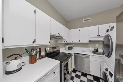 3060 Pharr Court North NW #608, Atlanta, GA 30305 - Photo 7