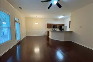 207 Green Bridge Ct, Lawrenceville, GA 30046 - Photo 5