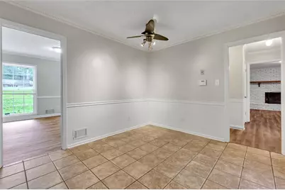 2067 SW Crescent Drive SW, Snellville, GA 30078 - Photo 9