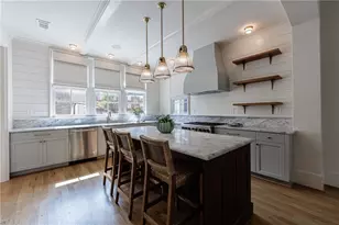 81 Delmont Dr NE, Atlanta, GA 30305 - Photo 13