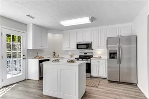 540 Alcovy Hills Dr, Lawrenceville, GA 30045 - Photo 9