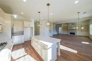 5450 Crow Dr, Cumming, GA 30041 - Photo 13