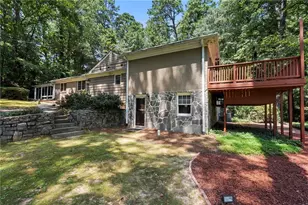 1190 W Wesley Rd NW, Atlanta, GA 30327 - Photo 37