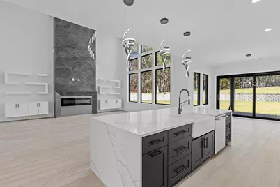 555 Versailles Drive, Auburn, GA 30011 - Photo 15