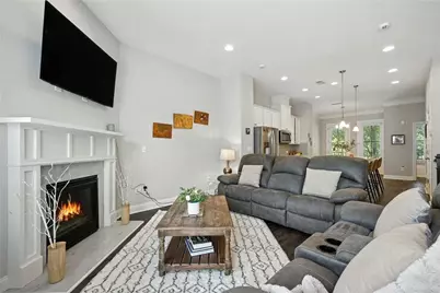 705 Bismark Road NE, Atlanta, GA 30324 - Photo 11