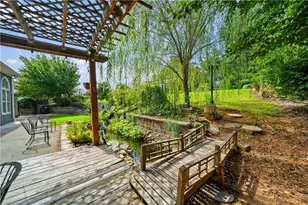 931 New Bedford Dr, Marietta, GA 30068 - Photo 9