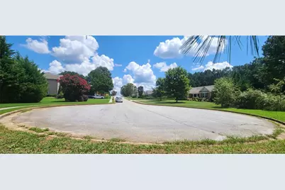 1318 Golden Way, Loganville, GA 30052 - Photo 15
