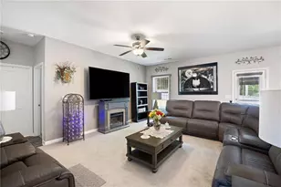 406 Splash Pointe, Temple, GA 30179 - Photo 5