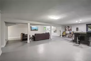 2950 Duke Of Gloucester, Atlanta, GA 30344 - Photo 63