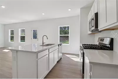 5357 Heron Bay Boulevard, Locust Grove, GA 30248 - Photo 9