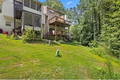 873 Edgewater Circle, Marietta, GA 30062 - Photo 9