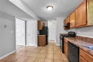 5467 Northcut Dr, Atlanta, GA 30349 - Photo 3