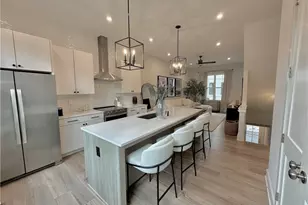 192 Chestnut Cir, Atlanta, GA 30342 - Photo 3