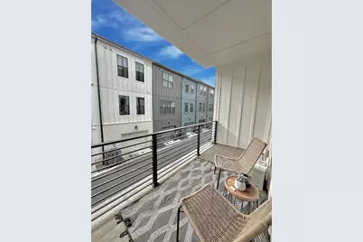 192 Chestnut Circle, Atlanta, GA 30342 - Photo 13