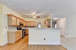 800 Roget Ct, Lawrenceville, GA 30045 - Photo 13