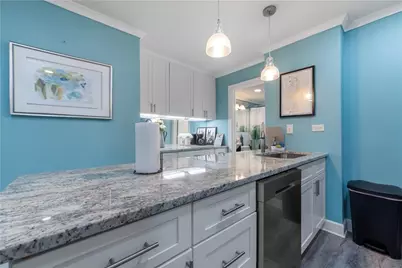 300 Peachtree Street NE #20M, Atlanta, GA 30308 - Photo 3