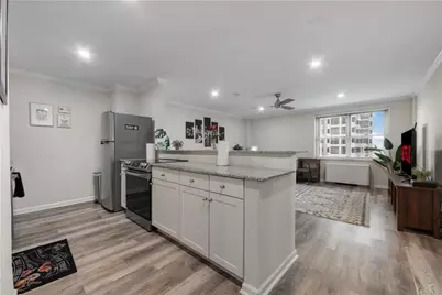300 Peachtree Street NE #15J, Atlanta, GA 30308 - Photo 7