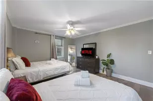 300 Peachtree St NE, Atlanta, GA 30308 - Photo 15