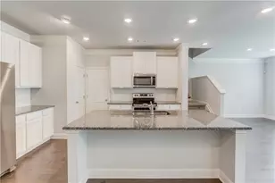 2005 Hamilton Creek Pkwy, Dacula, GA 30019 - Photo 7