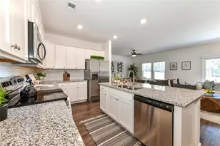 12006 Crosswicks Rd, Union City, GA 30291 - Photo 7