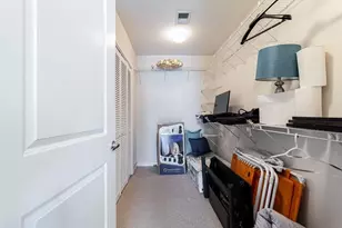 250 Pharr Rd, Atlanta, GA 30305 - Photo 15