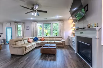 1915 Wellston Drive, Lawrenceville, GA 30043 - Photo 7