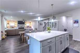 1915 Wellston Dr, Lawrenceville, GA 30043 - Photo 5