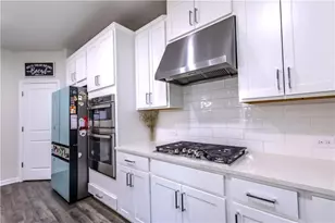 1915 Wellston Dr, Lawrenceville, GA 30043 - Photo 11