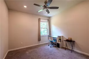 1915 Wellston Dr, Lawrenceville, GA 30043 - Photo 15