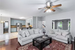 11835 Leeward Walk Cir, Alpharetta, GA 30005 - Photo 13