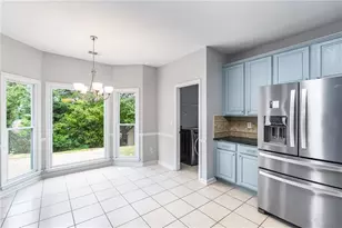 11835 Leeward Walk Cir, Alpharetta, GA 30005 - Photo 19