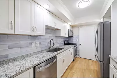 6851 Roswell Road #I18, Atlanta, GA 30328 - Photo 3