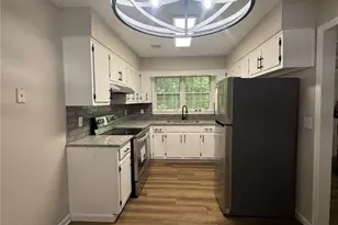 2436 Northlake Ct NE, Atlanta, GA 30345 - Photo 9