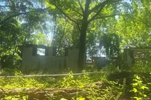 180 Wallace Dr, Atlanta, GA 30354 - Photo 1