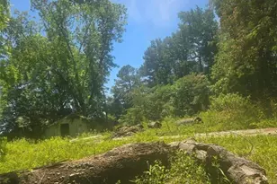 180 Wallace Dr, Atlanta, GA 30354 - Photo 3