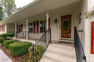 2220 Spring Mill Cove, Dunwoody, GA 30338 - Photo 5