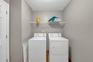 415 Madison Chase Dr, Lawrenceville, GA 30045 - Photo 9