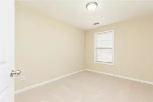 2031 Lakeshore Overlook Dr NW, Kennesaw, GA 30152 - Photo 23