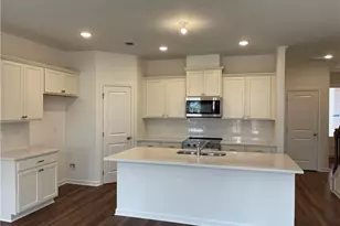 1236 Lucan Ln, Lawrenceville, GA 30043 - Photo 7