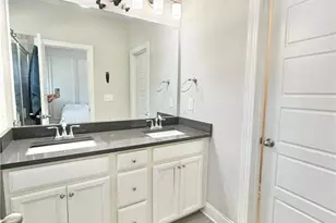 1817 Hislop Ln, Atlanta, GA 30345 - Photo 17