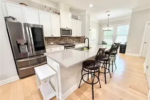 1817 Hislop Ln, Atlanta, GA 30345 - Photo 7