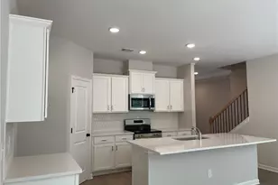 1216 Lucan Ln, Lawrenceville, GA 30043 - Photo 13