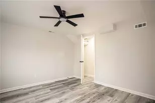 610 Glenforest Rd, Atlanta, GA 30328 - Photo 39