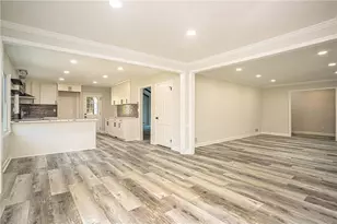 610 Glenforest Rd, Atlanta, GA 30328 - Photo 13